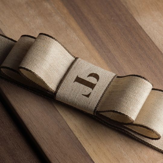 fiocco personalizzato lino impunturato marrone stampa serigrafica