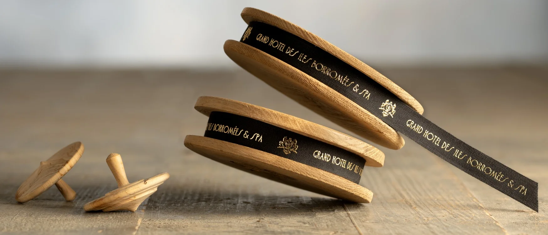 Nastro cotone personalizzato nero con stampa lamina oro